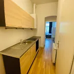 Niceapartmenthollergasse 1A